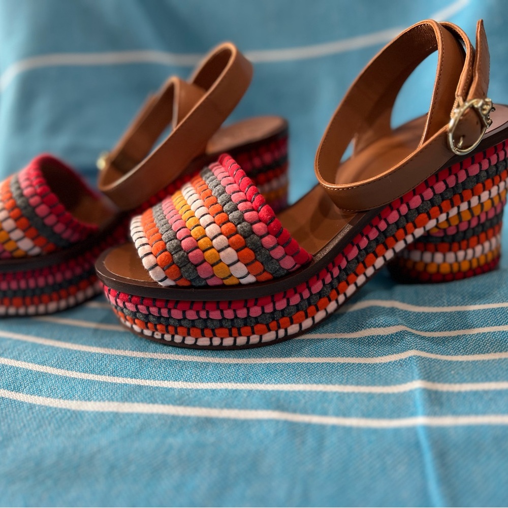 Tory Burch Multicolor women’s size 7 Sandals. Perfect for special occasions.